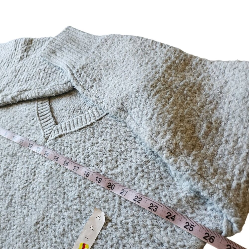 NWT SO Gray Women's V Neck Sweater Top size XL - Picture 5 of 11